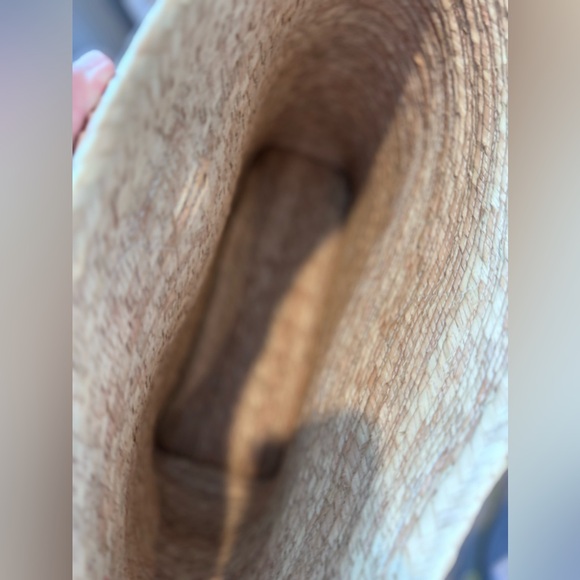 RAFFIA HANDMADE BEACH‎ BAG WITH COLORFUL POMPOM TASSEL NWOT - Picture 6 of 7